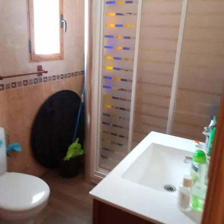 別荘 Ideal Couple, Small House With Terrace, Bbq And Area Pool *